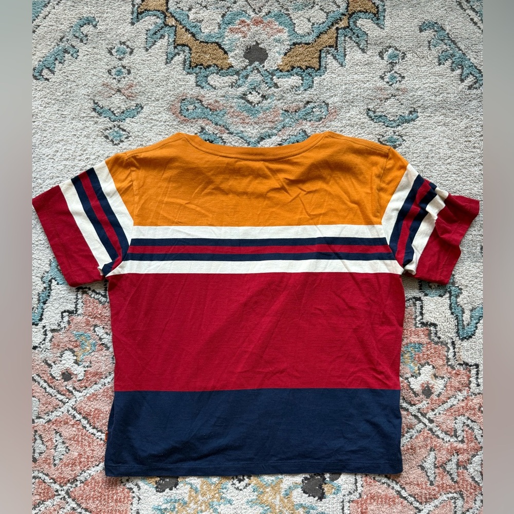 Levi's Tee - Picture 2 of 4